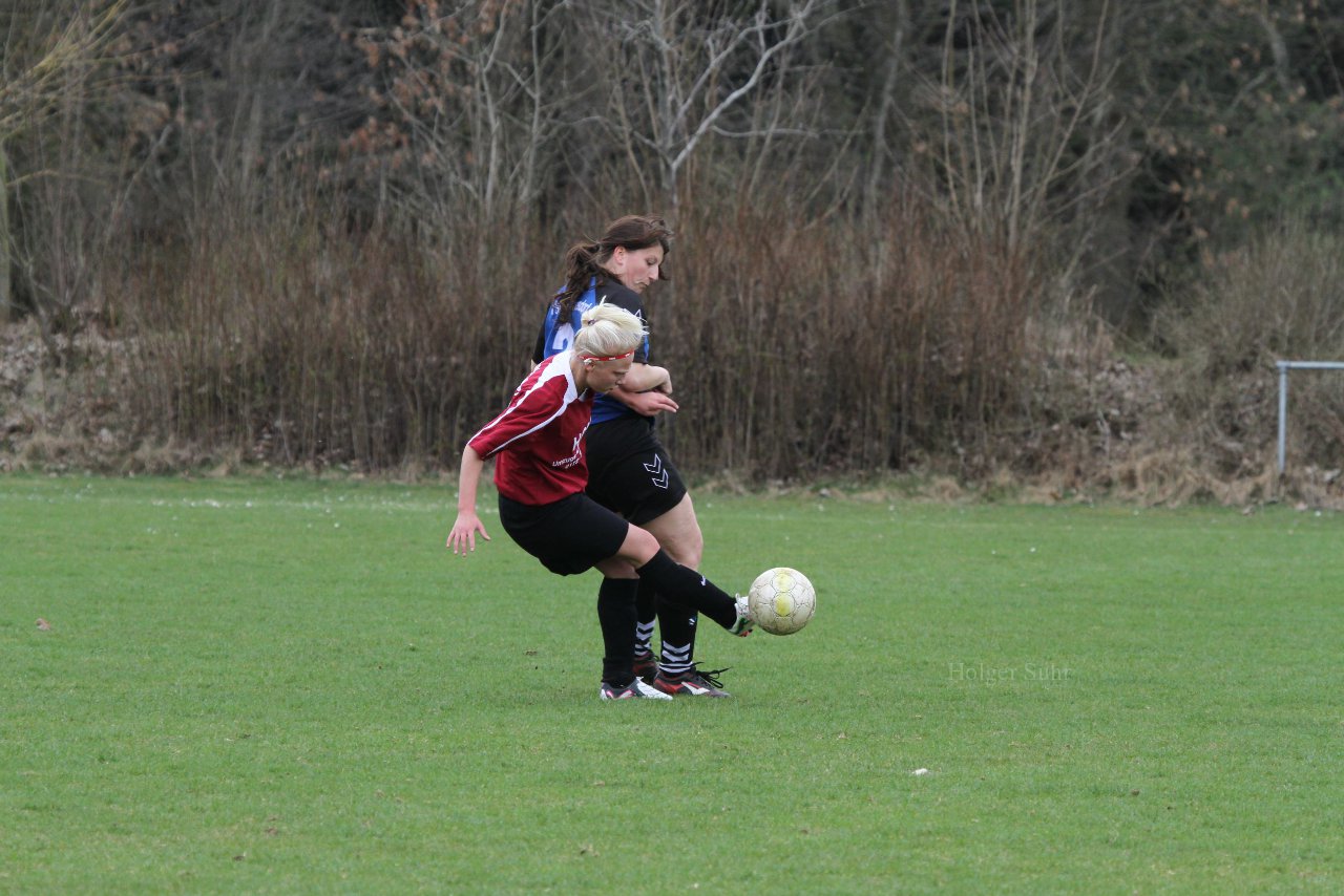 Bild 70 - Frauen am 3.4.11